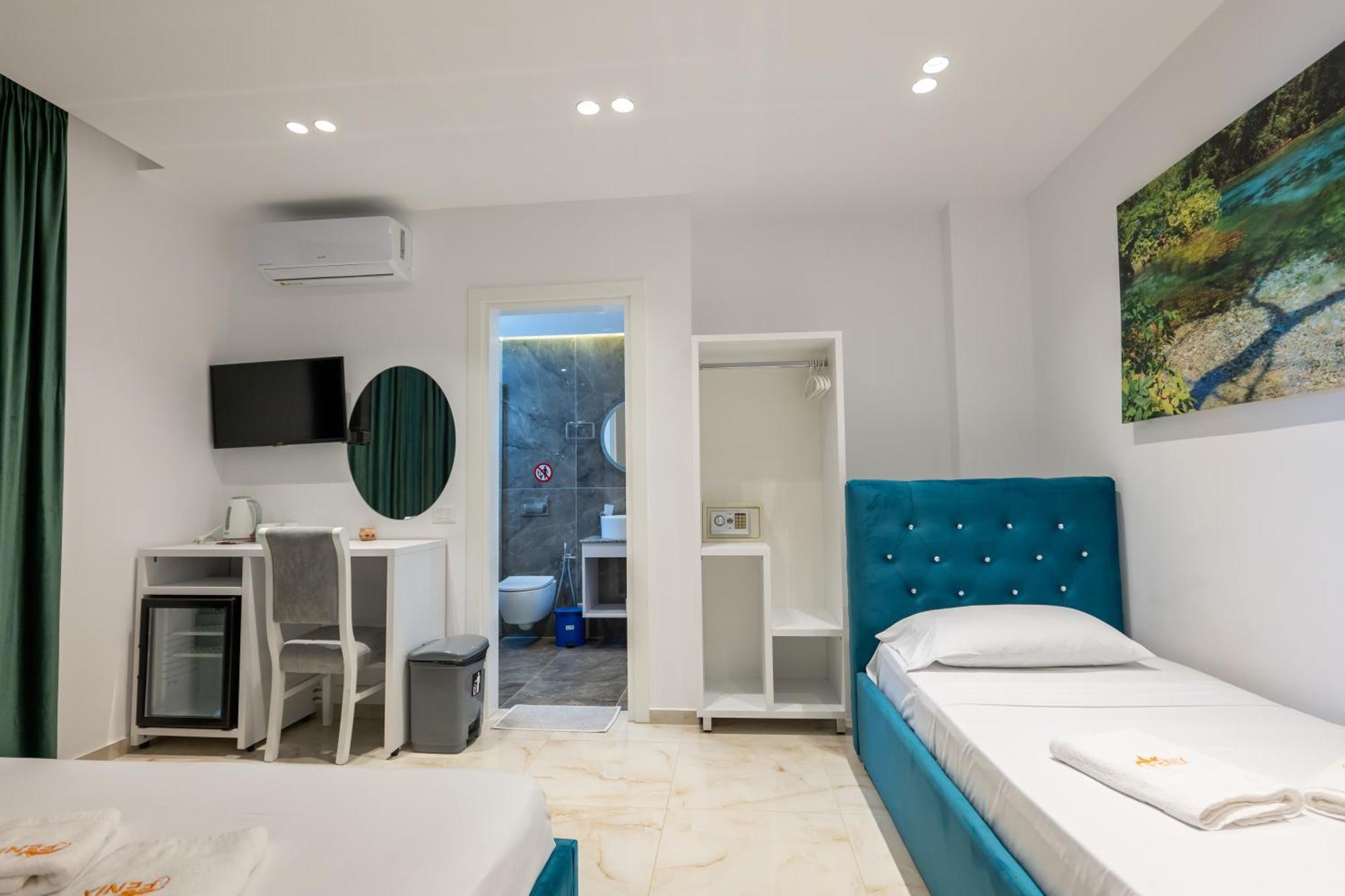 Feniks Hotel Ksamil Exteriör bild